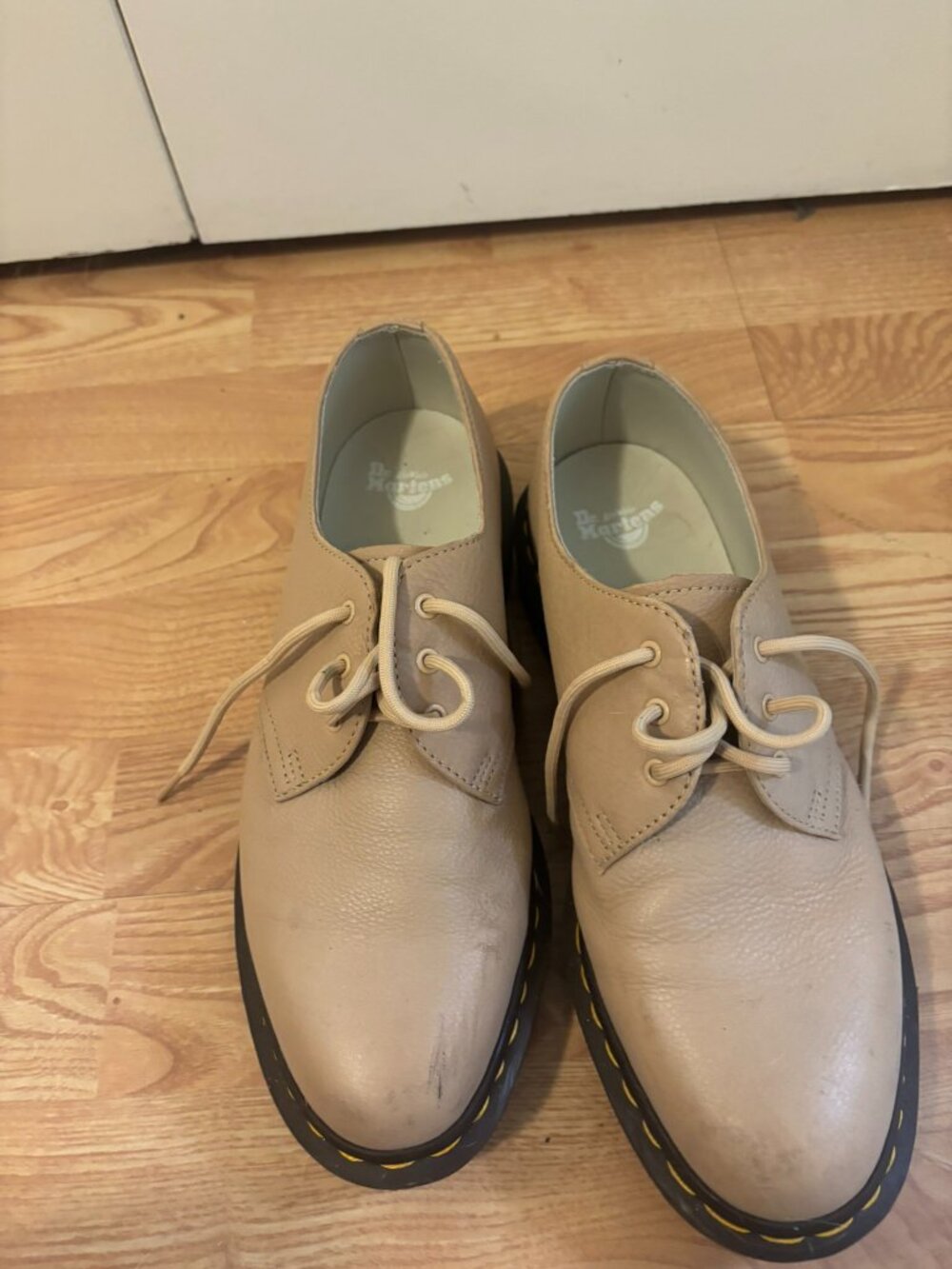 ## ✨ Dr. Martens 1461 Virginia Leather 3-Eye Oxfords ✨ - Picture 4 of 4